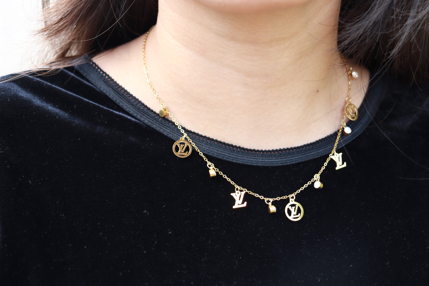 Elegant Luxury-Inspired statement Necklace